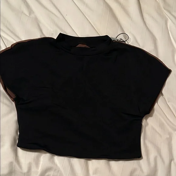 Daughter Lessons GNO Crop Top - Picture 8 of 9